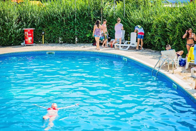 فندق فارنافي  Party Golden Sands المظهر الخارجي الصورة