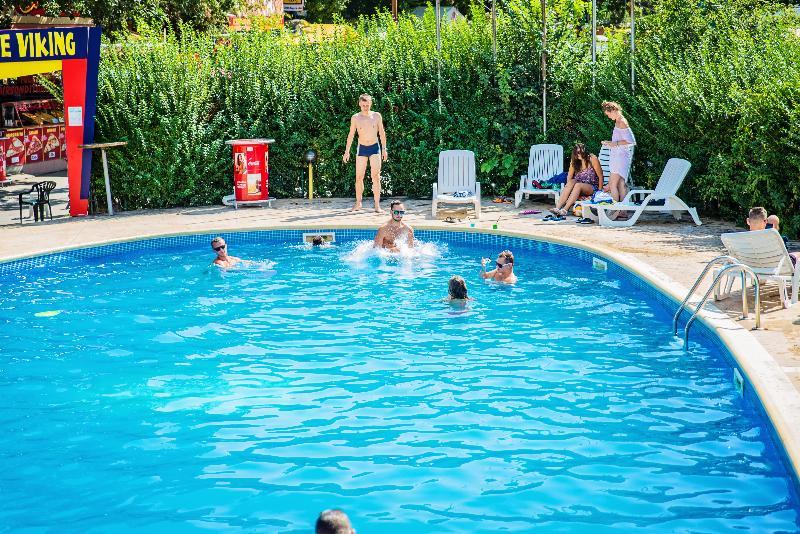 فندق فارنافي  Party Golden Sands المظهر الخارجي الصورة